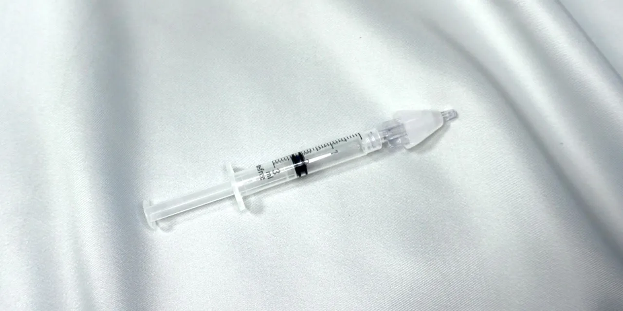 花粉症ボトックスに使用する、ボツリヌストキシン液剤の噴霧器
